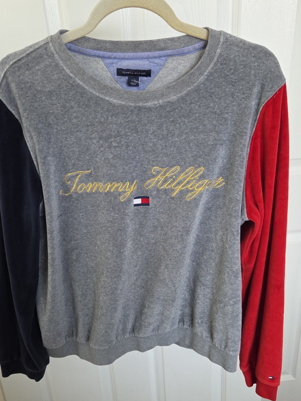 Tommy Hilfiger Grey Crewneck Sweatshirt with Red and Navy Sleeves